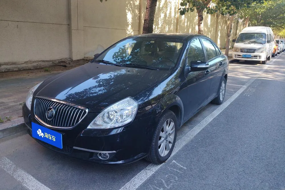 Buick Excelle, 2011