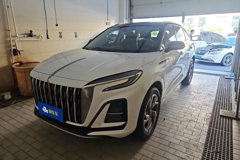 Hongqi HS3, 2023