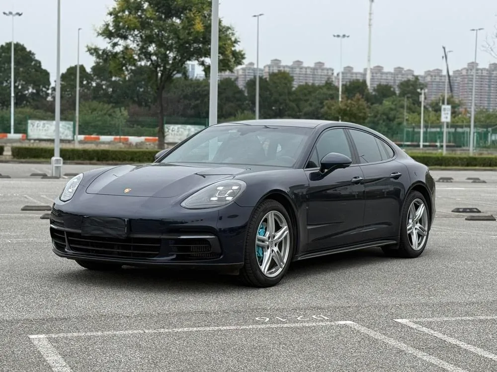 Porsche Panamera, 2019
