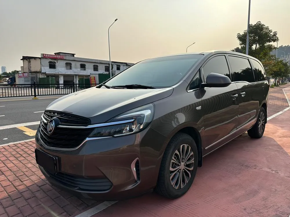 Buick GL8, 2022