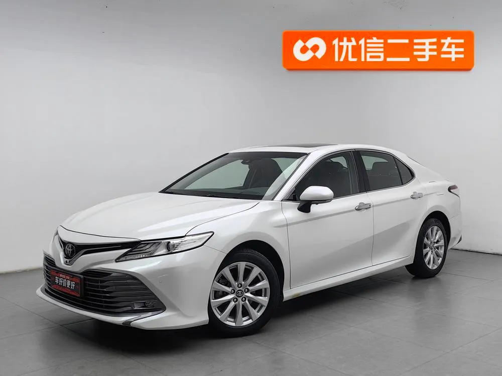 Toyota Camry, 2019