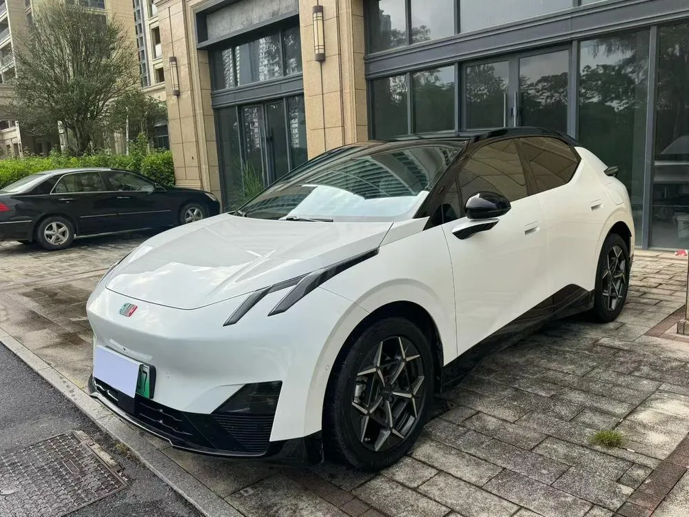 Lynk & Co Z20, 2025