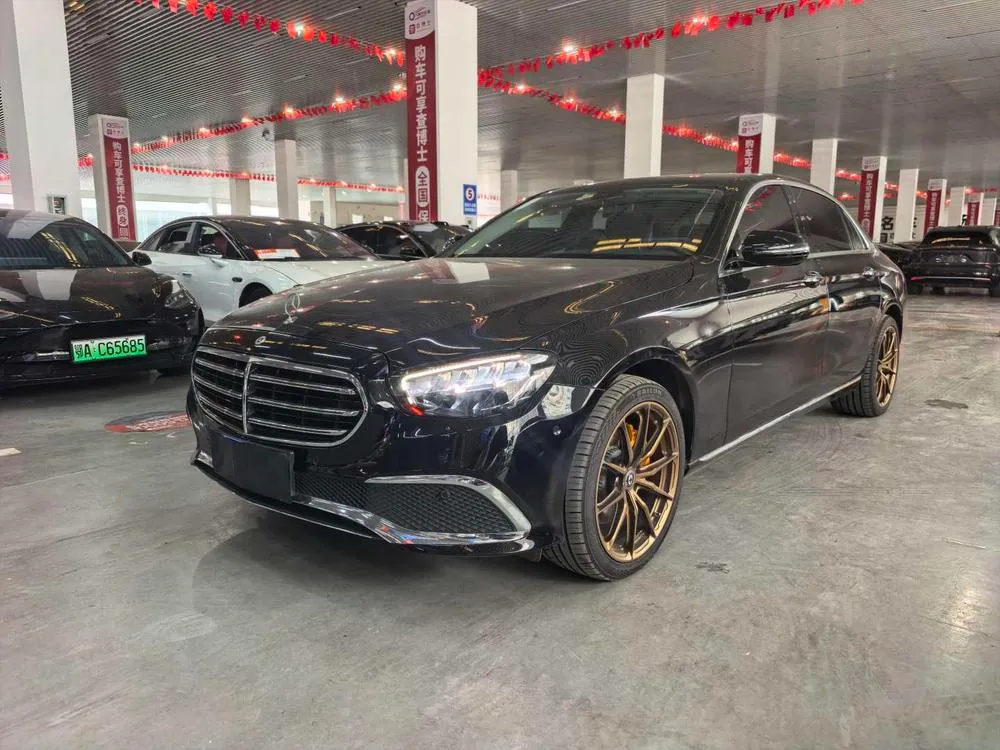 Mercedes-Benz E-Class, 2022