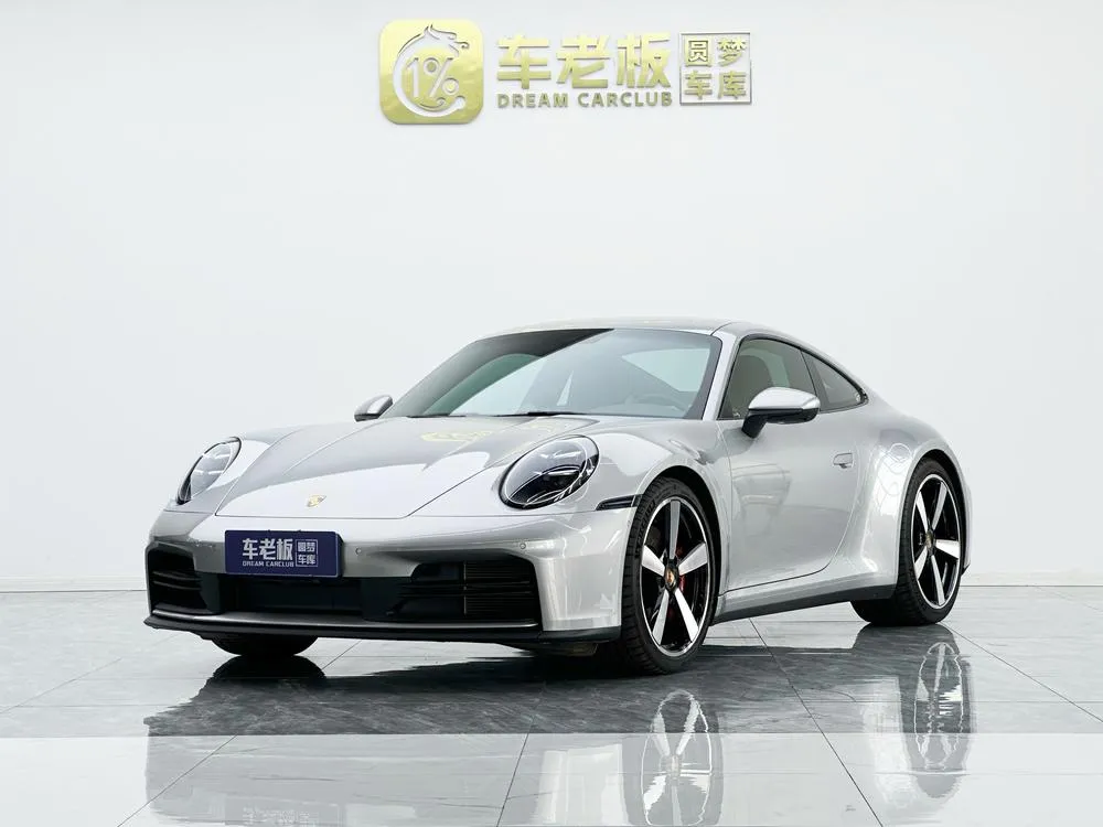 Porsche 911, 2022