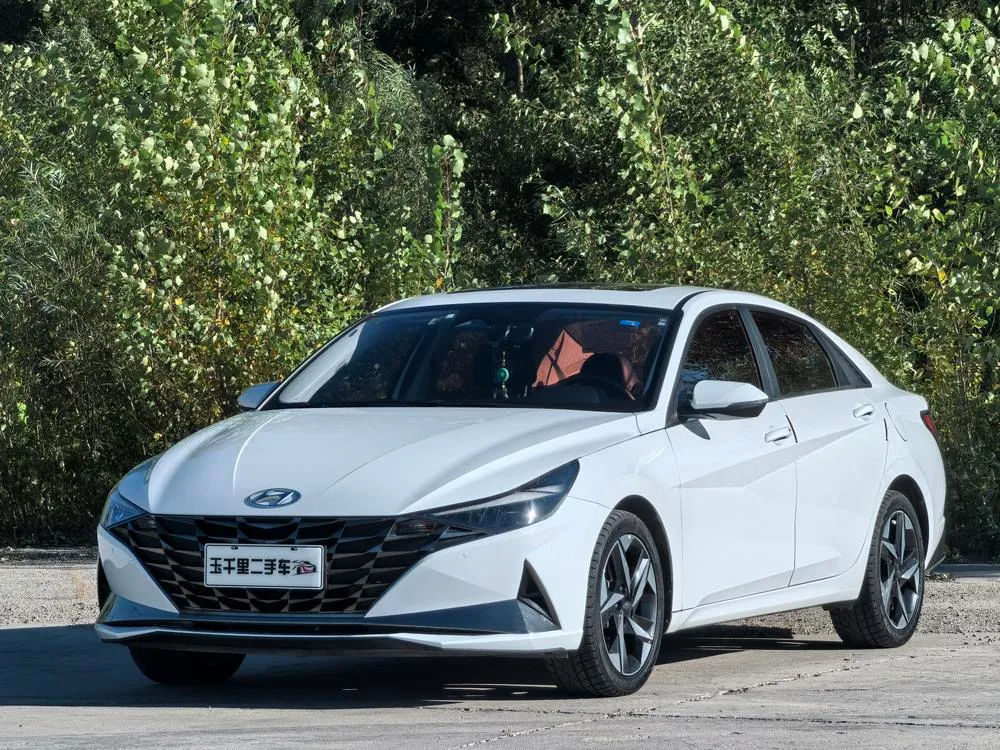 Hyundai Elantra, 2021