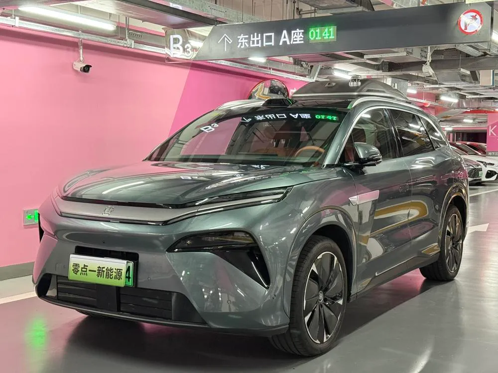BYD Tang L DM, 2025
