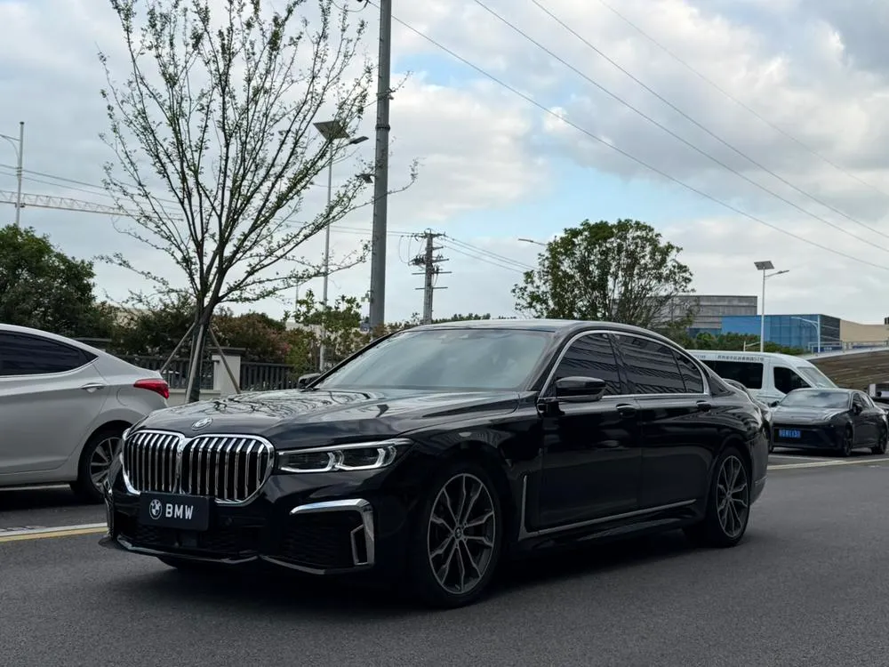 BMW 7-Series, 2016
