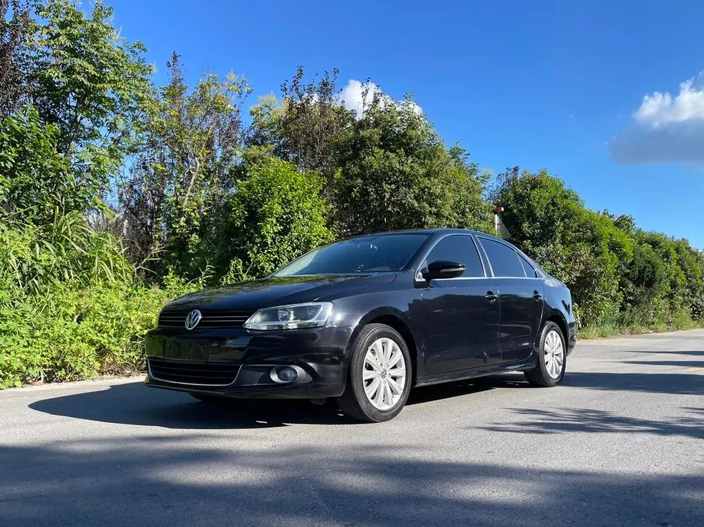 Volkswagen Sagitar, 2014