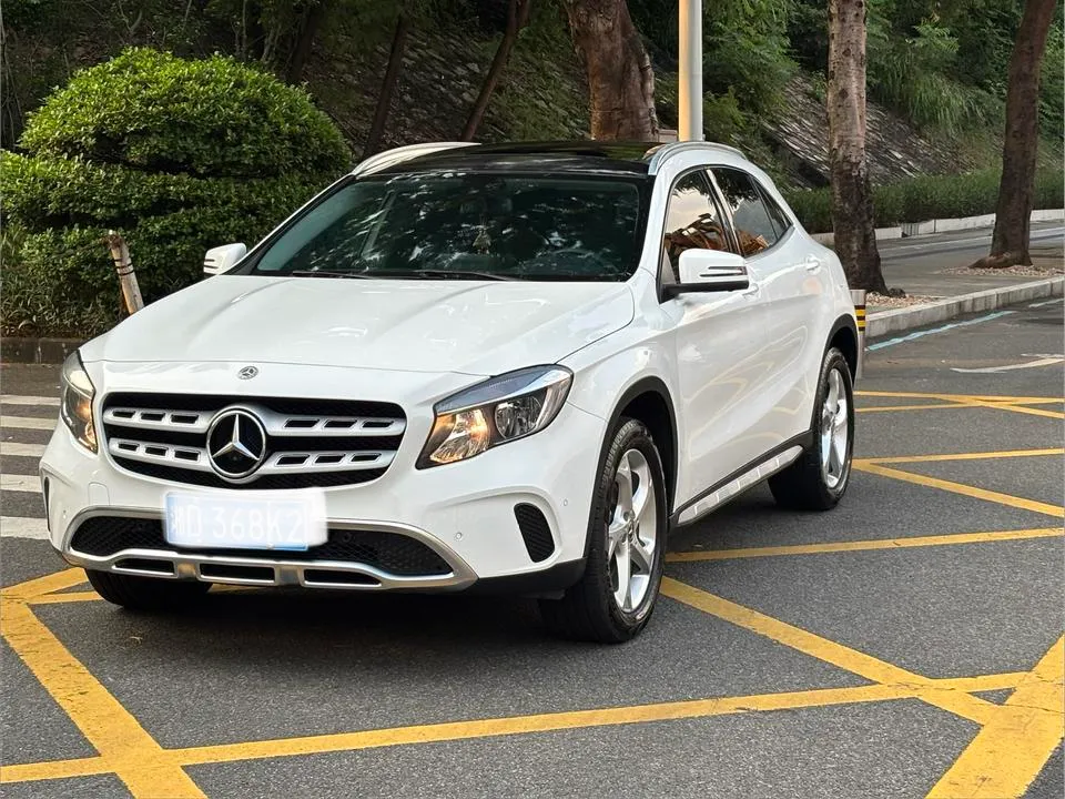 Mercedes-Benz GLA, 2018