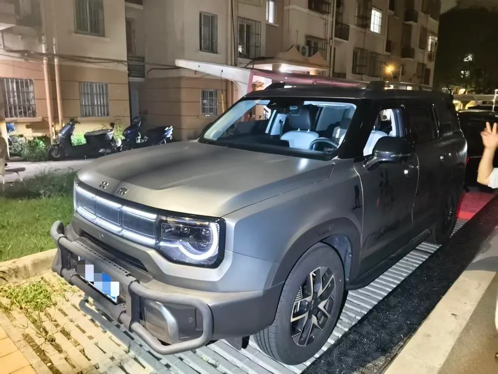 Beijing Off-Road BJ30 1.5T DCT 2WD Pro Edition, 2024 — фото 1