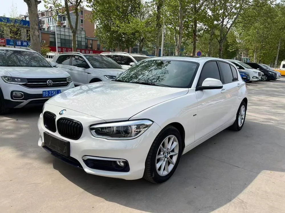 BMW 1-Series (Import) 118i, 2015 — фото 1