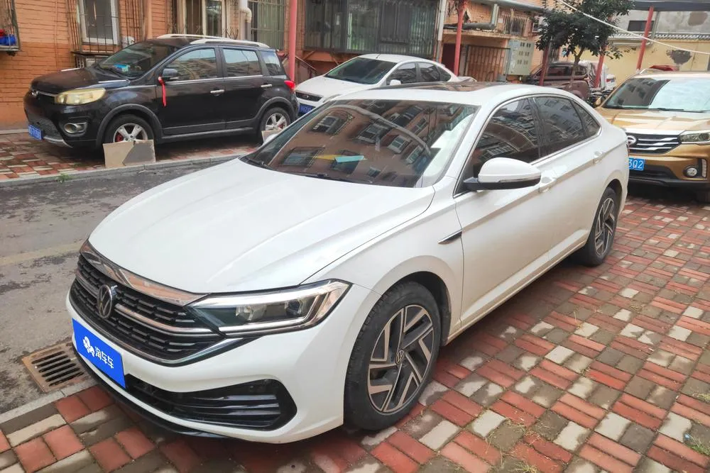 Volkswagen Sagitar, 2023