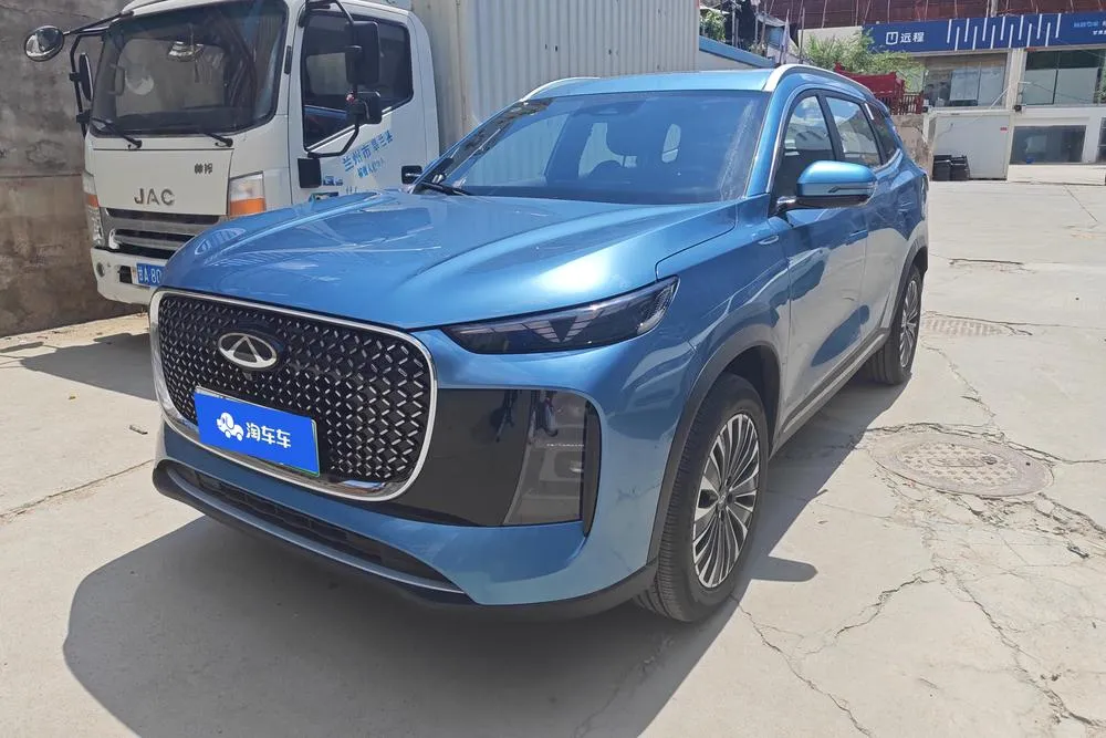 Chery Tiggo 8 PLUS C-DM, 2025