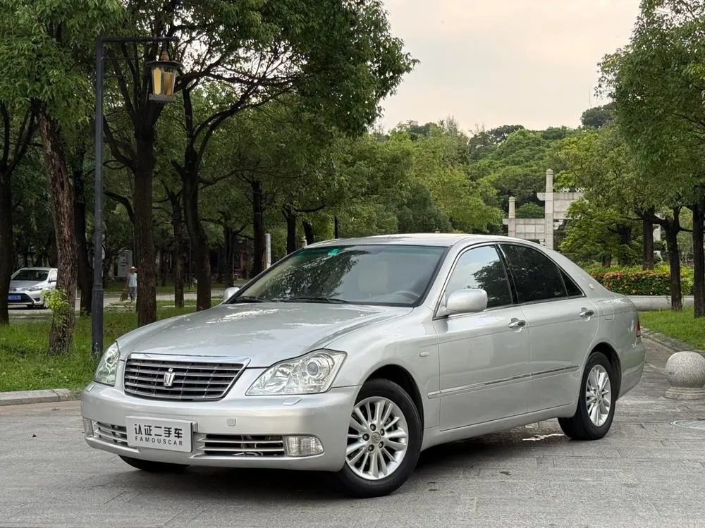 Toyota Crown, 2007