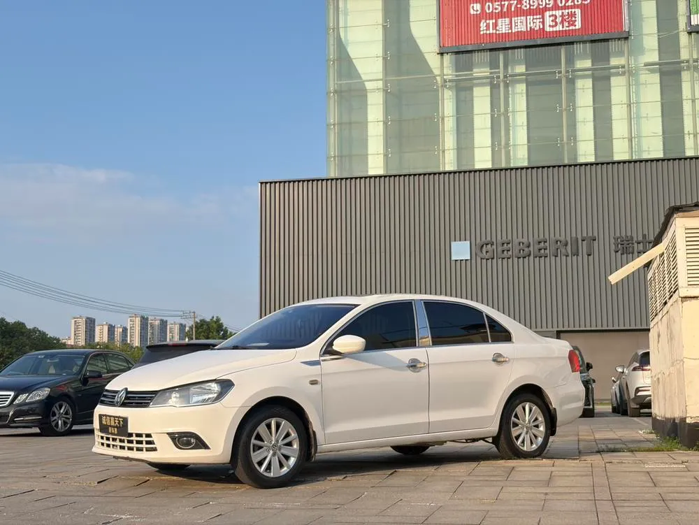 Volkswagen Jetta, 2013