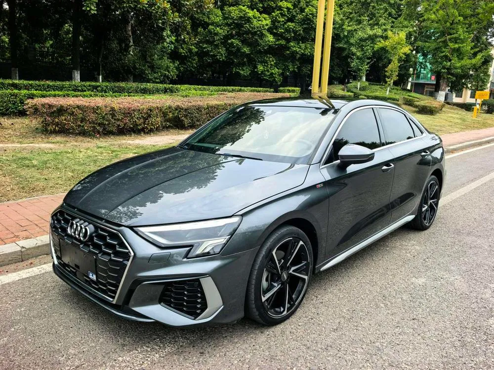 Audi A3 A3L Limousine 35 TFSI Luxury Sport Version, 2021 — фото 1