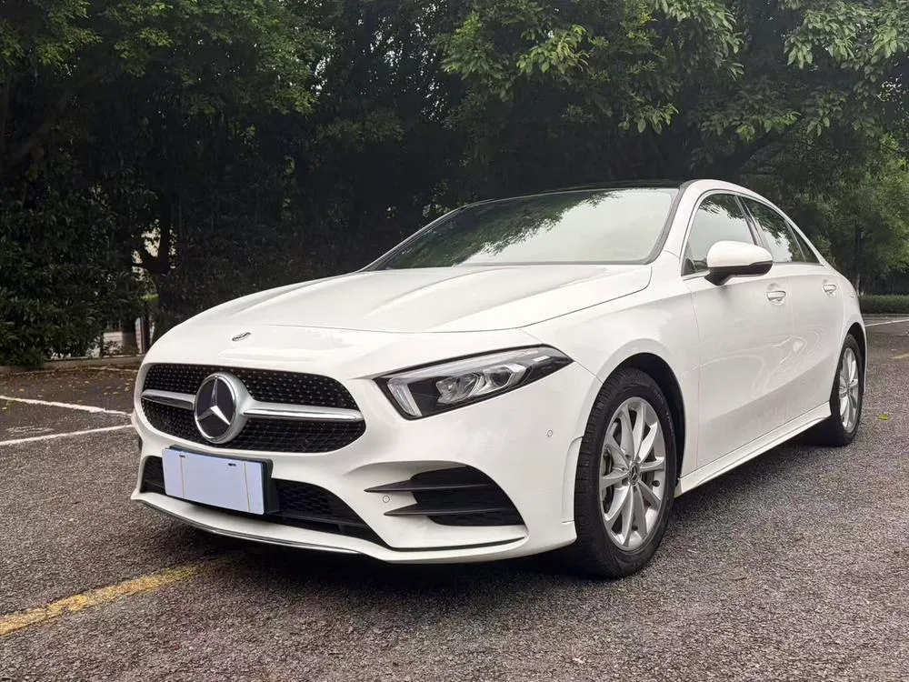 Mercedes-Benz A-Class Facelift A 200 L Sport Fashion Version, 2020 — фото 1