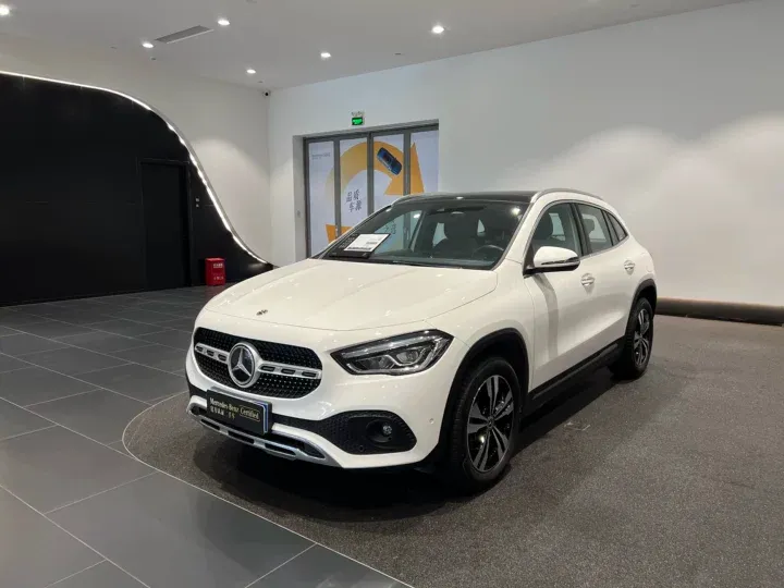 Mercedes-Benz GLA, 2023