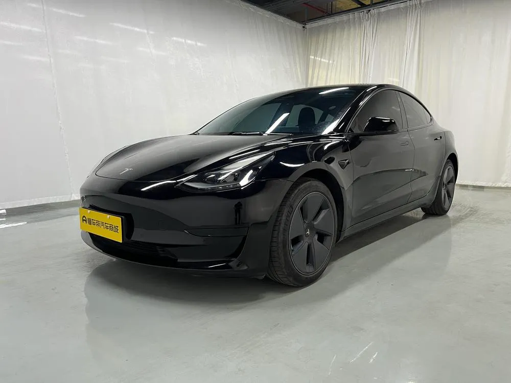 Tesla Model 3, 2022