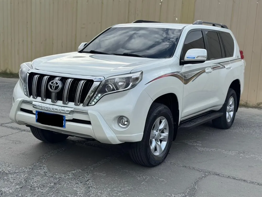 Toyota Prado (Import), 2012