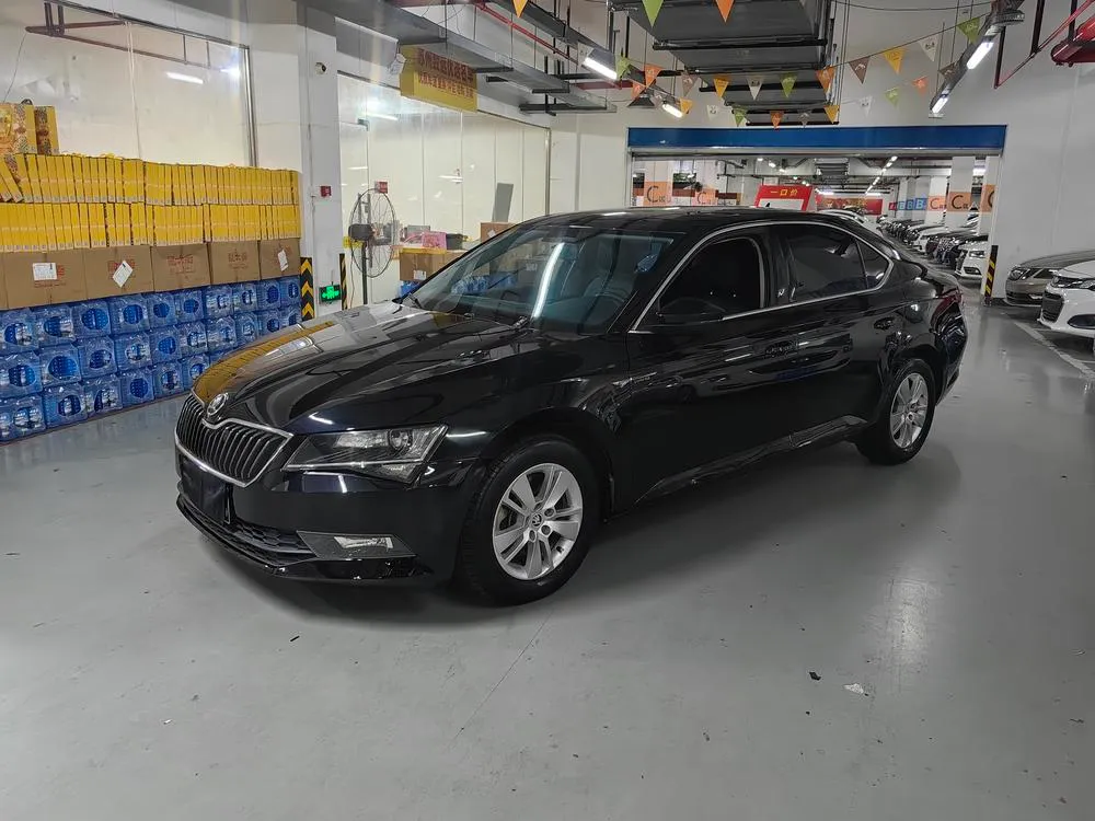 Skoda Superb, 2016