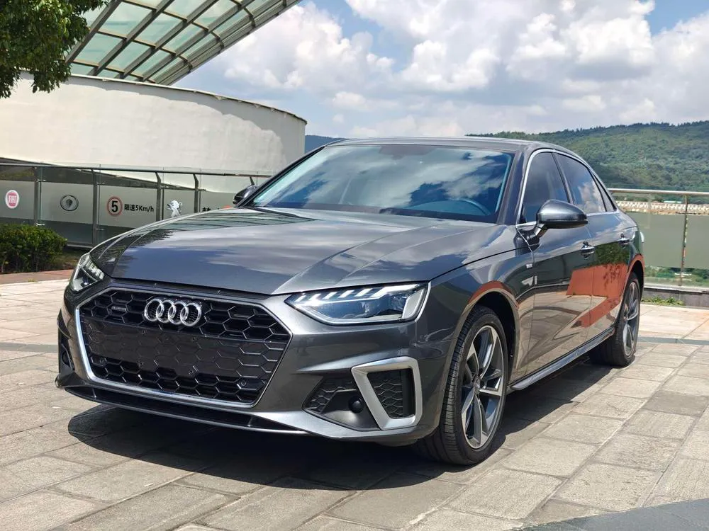 Audi A4L, 2020