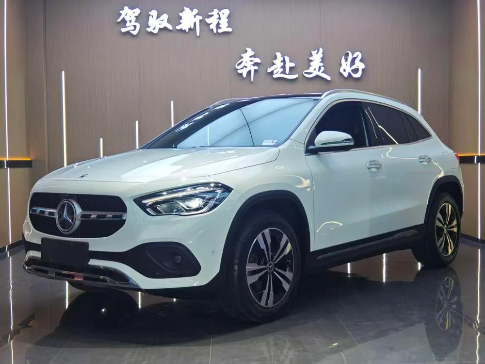 Mercedes-Benz GLA, 2022