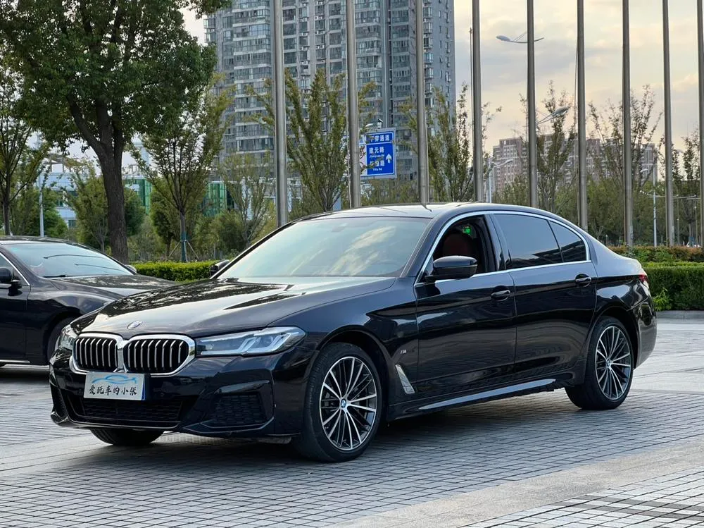 BMW 5-Series, 2023