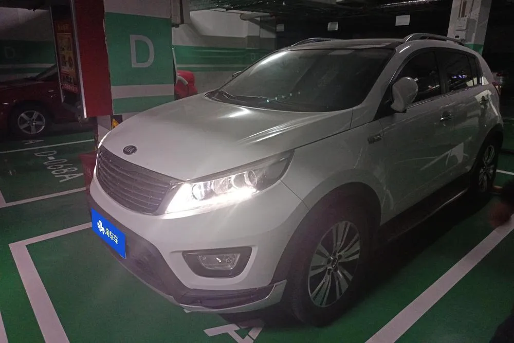 Kia Sportage R, 2015