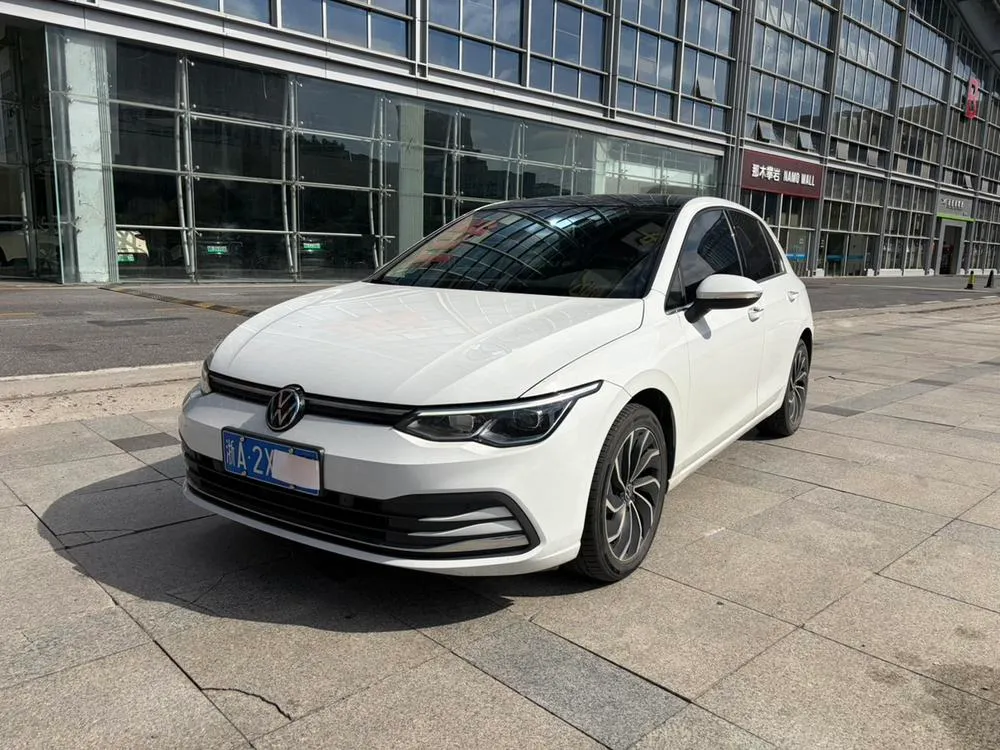 Volkswagen Golf, 2021