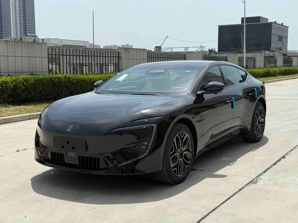 Avatr 12 Max RWD Electric Edition, 2026 — фото 1