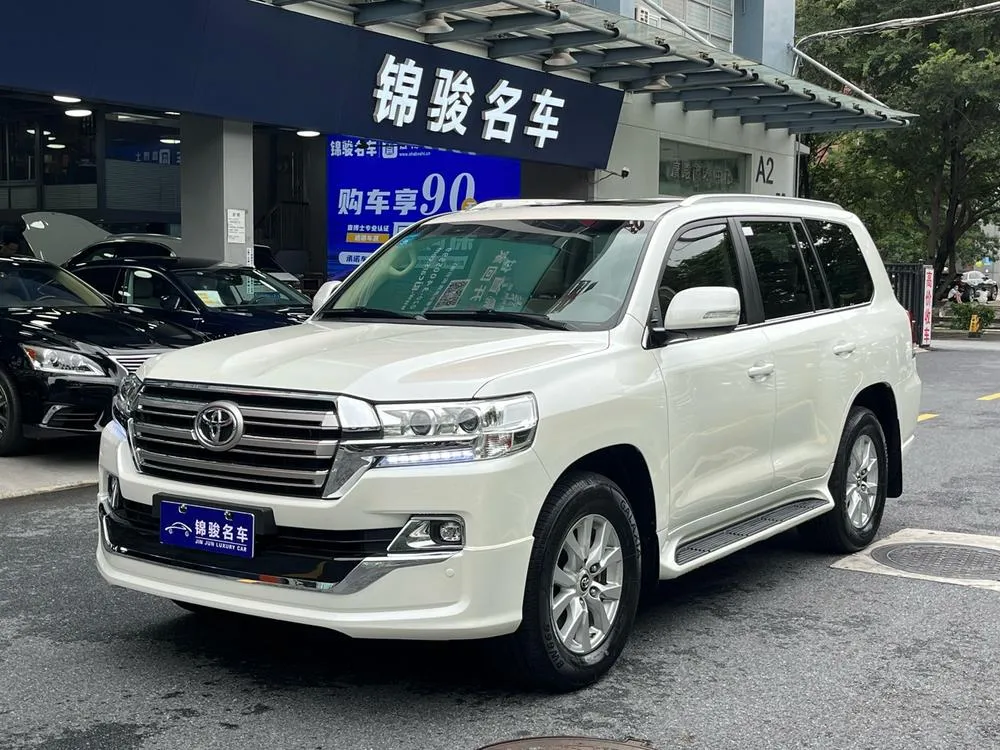 Toyota Land Cruiser (Import), 2017