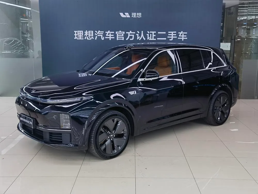 Li Auto L7, 2025