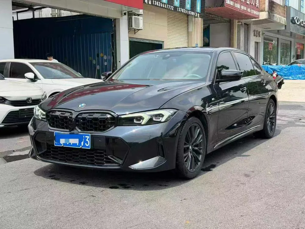 BMW 3-Series, 2023