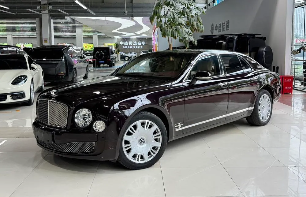 Bentley Mulsanne, 2015