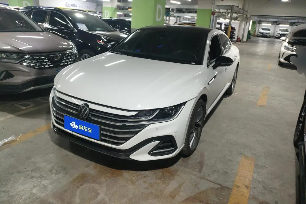 Volkswagen CC, 2024