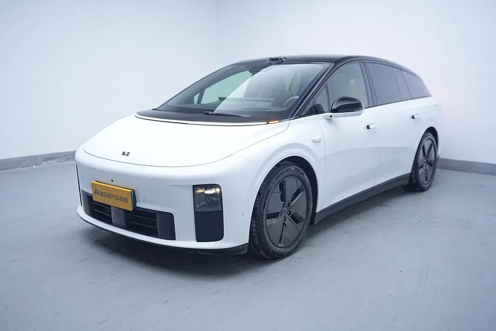 Li Auto Li i6, 2025