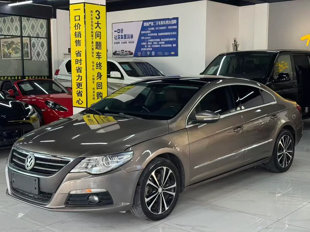 Volkswagen CC 1.8TSI Luxury Version, 2011 — фото 1