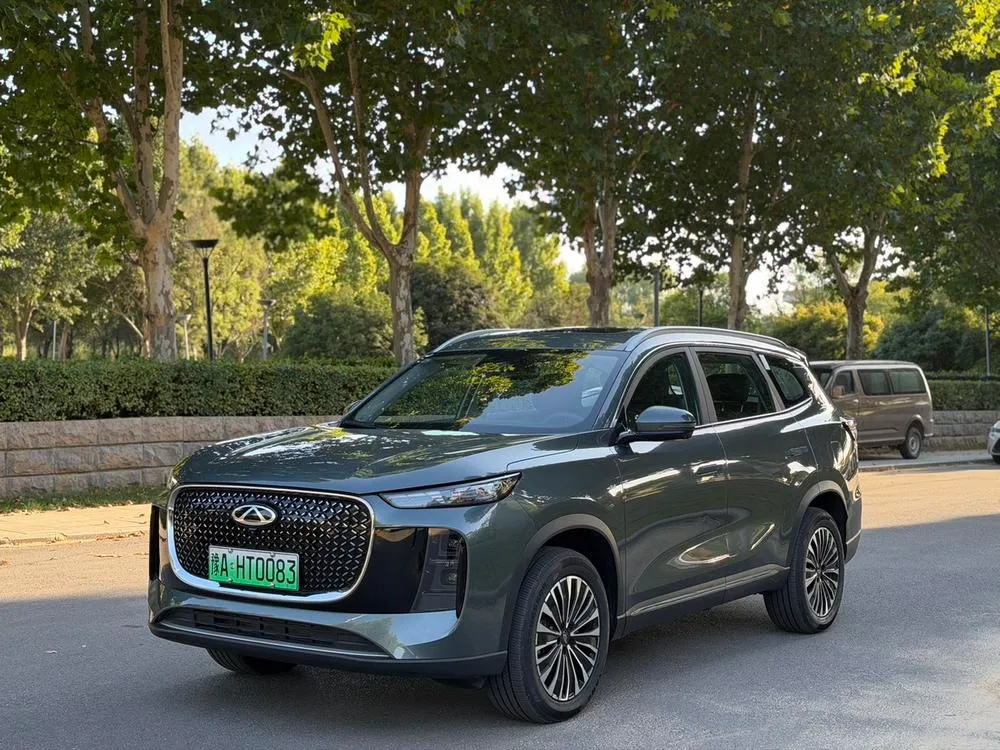 Chery Tiggo 8 PLUS C-DM, 2025