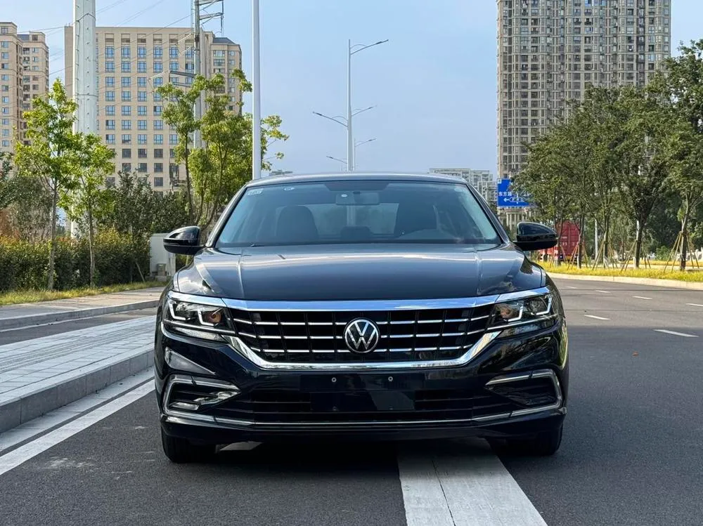 Volkswagen Passat 280TSI Elite Edition, 2021 — фото 1