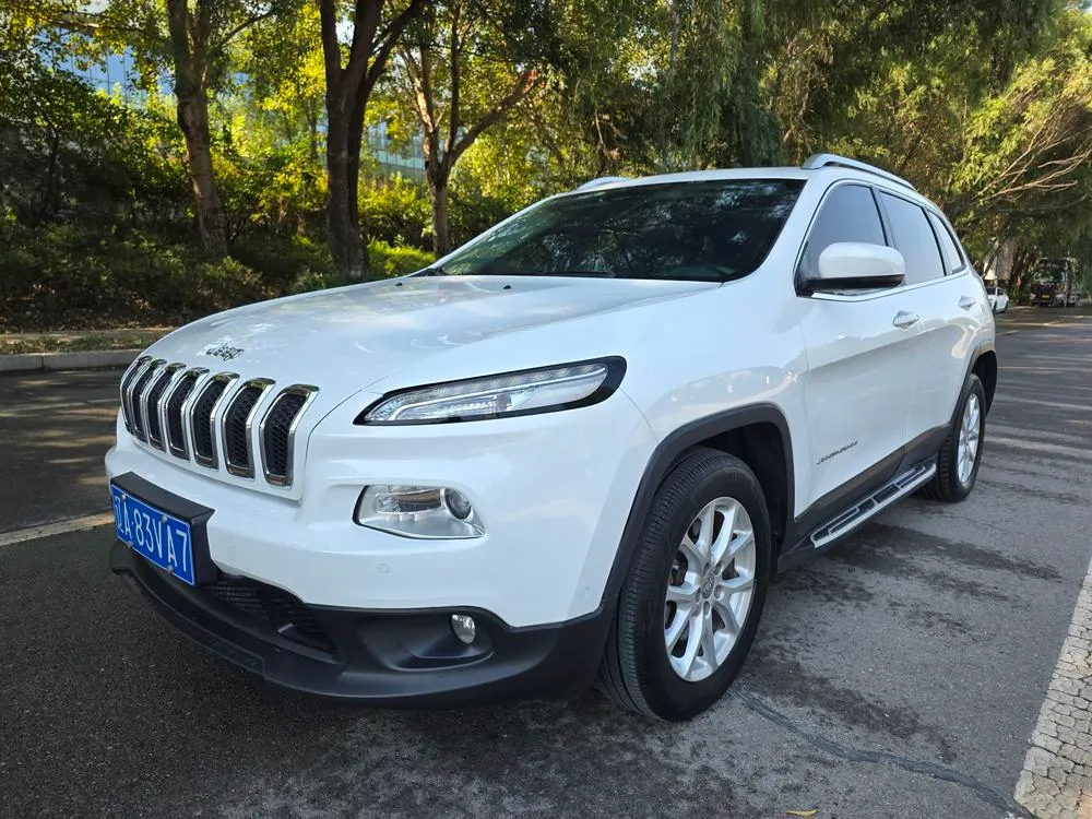 Jeep Cherokee, 2016