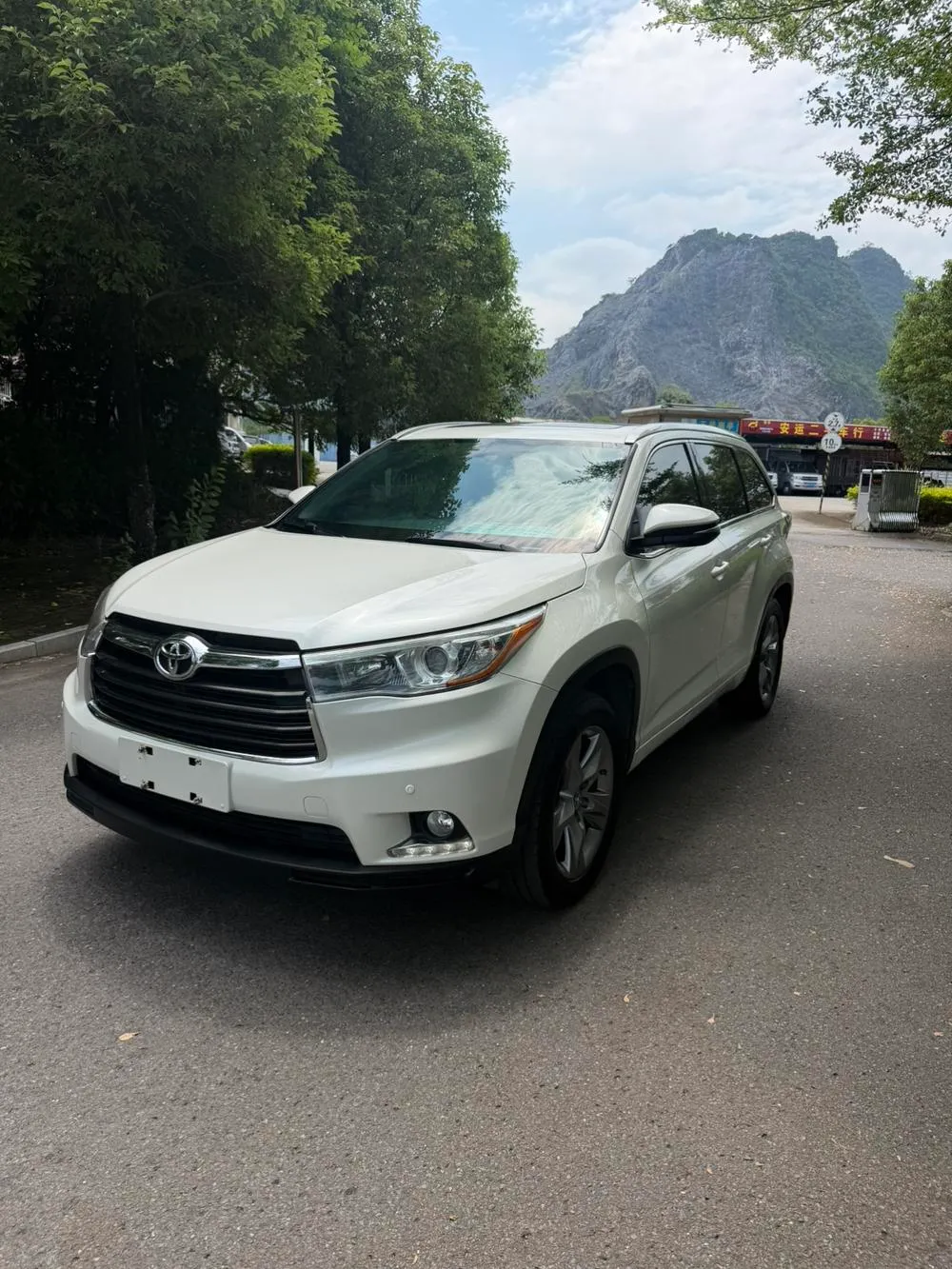 Toyota Highlander 2.0T 4WD Luxury Edition 7 Seater, 2017 — фото 1