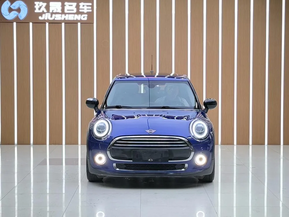 MINI MINI 1.5T ONE PLUS Edition, 2018 — фото 1
