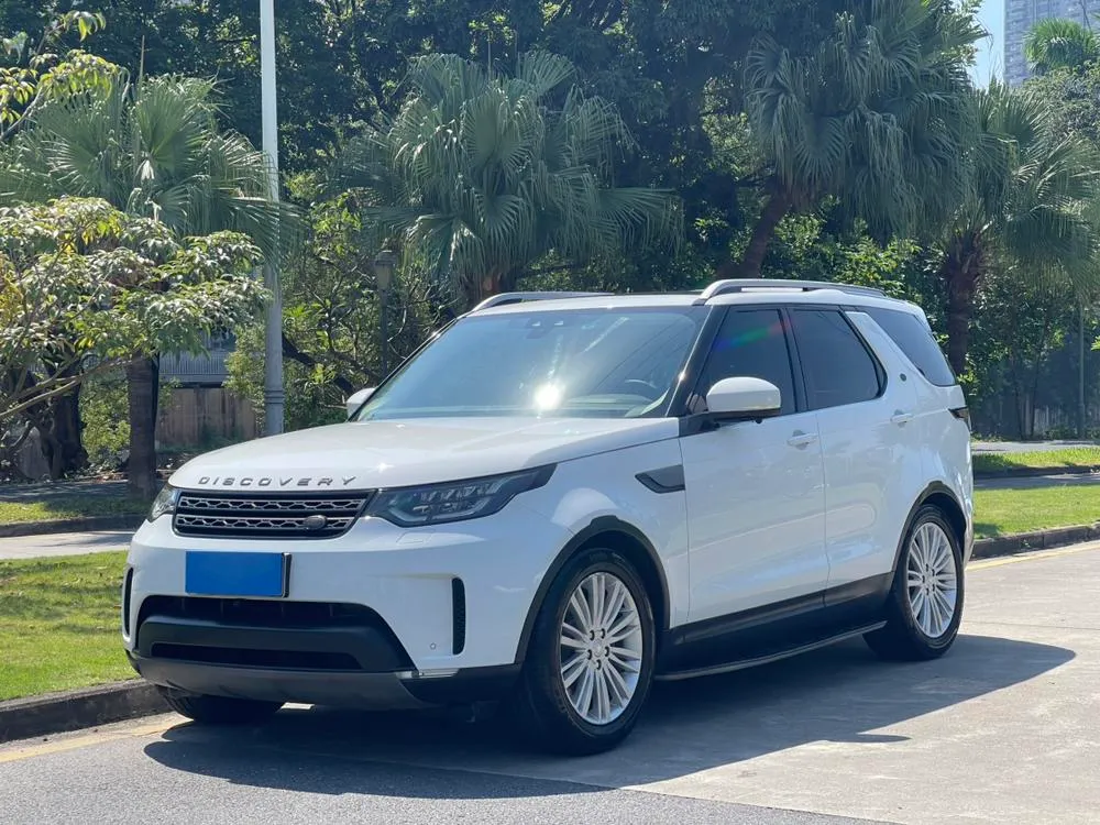 Land Rover Discovery 3.0 V6 SE, 2017 — фото 1