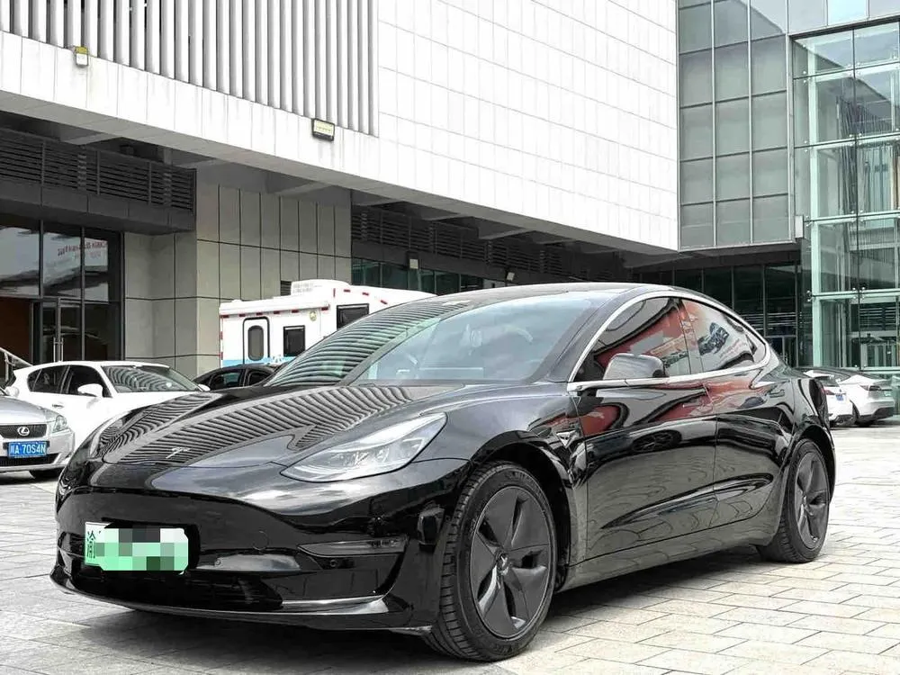 Tesla Model 3, 2020