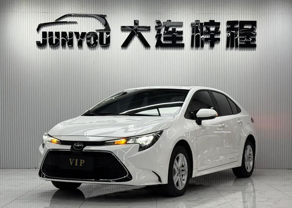Toyota Levin 185T CVT Luxury Edition, 2022 — фото 1