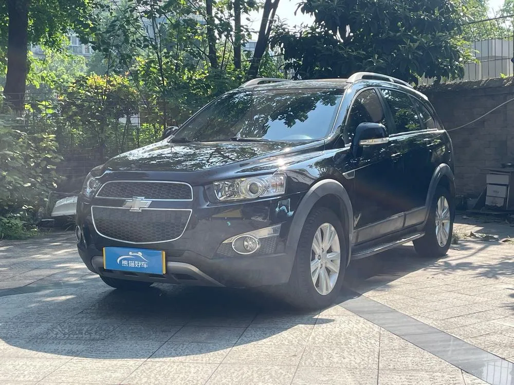 Chevrolet Captiva 2.4L 4WD Flagship Edition 7 Seater, 2014 — фото 1