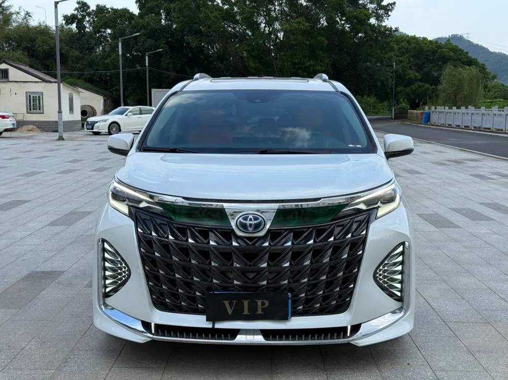 Toyota Sienna Dual Engine 2.5L Comfort Edition, 2024 — фото 1