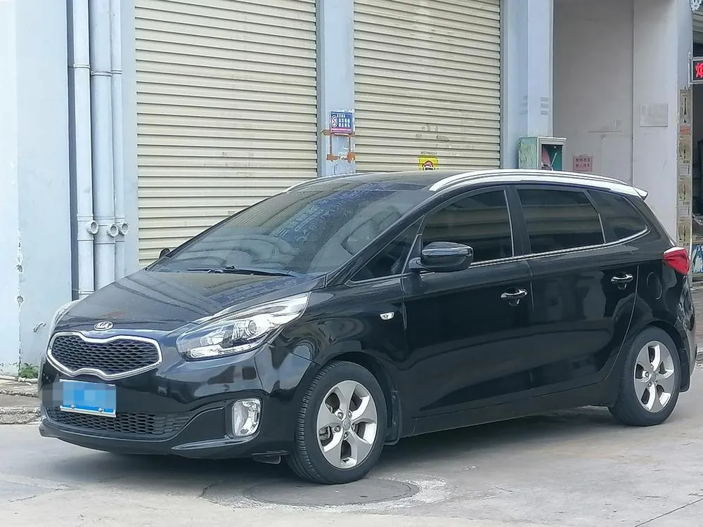 Kia Carens, 2013