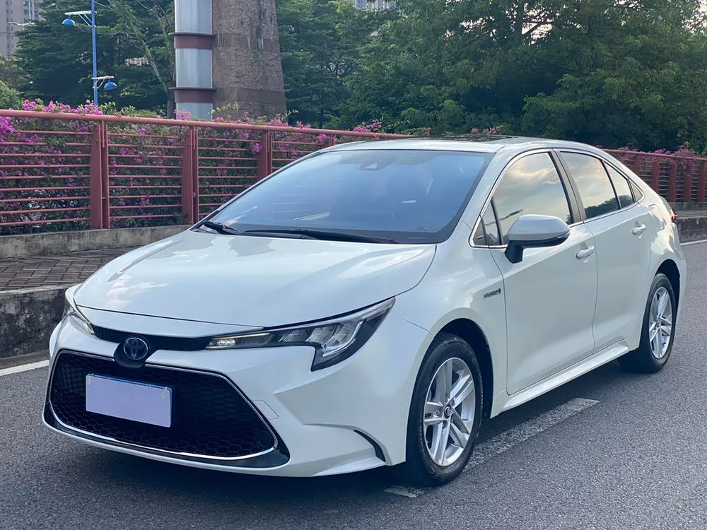 Toyota Levin Dual Engine 1.8H Luxury Edition CN6, 2019 — фото 1